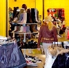 Магазины одежды и обуви в Шаранге